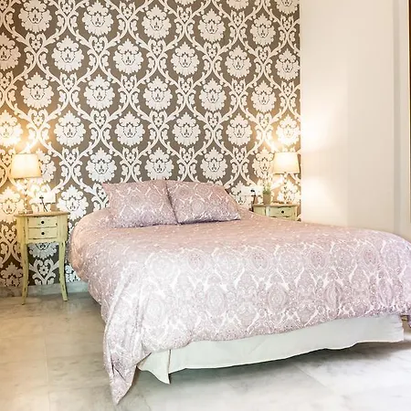 Apartment Entalladores